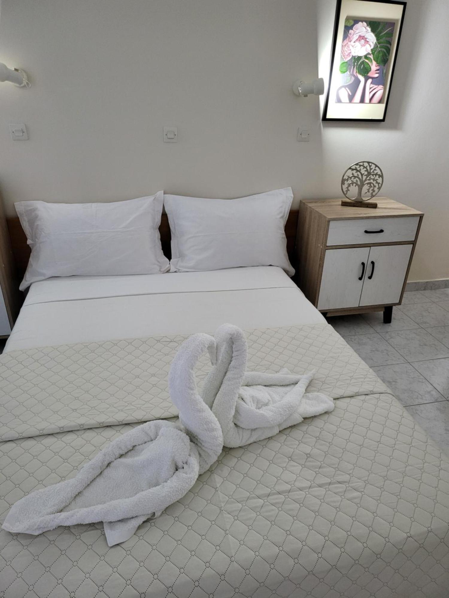 Pyrgos Hotel Apartments Kremasti  Exterior photo