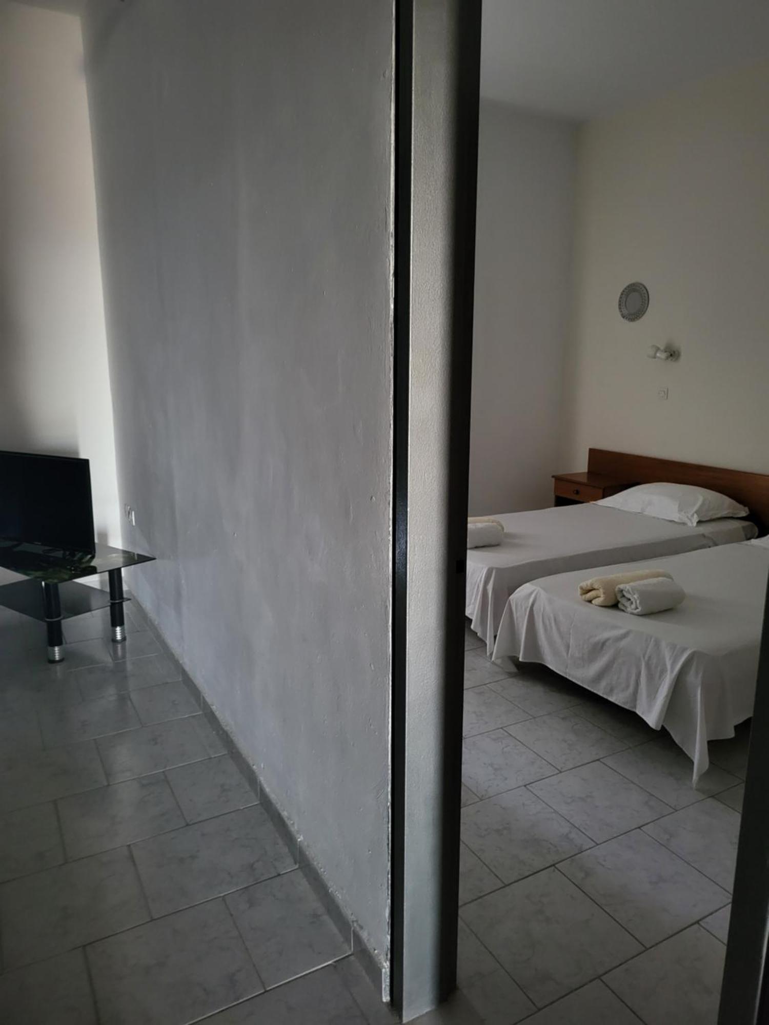 Pyrgos Hotel Apartments Kremasti  Exterior photo